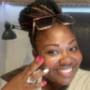 Meet your Posher, Candace